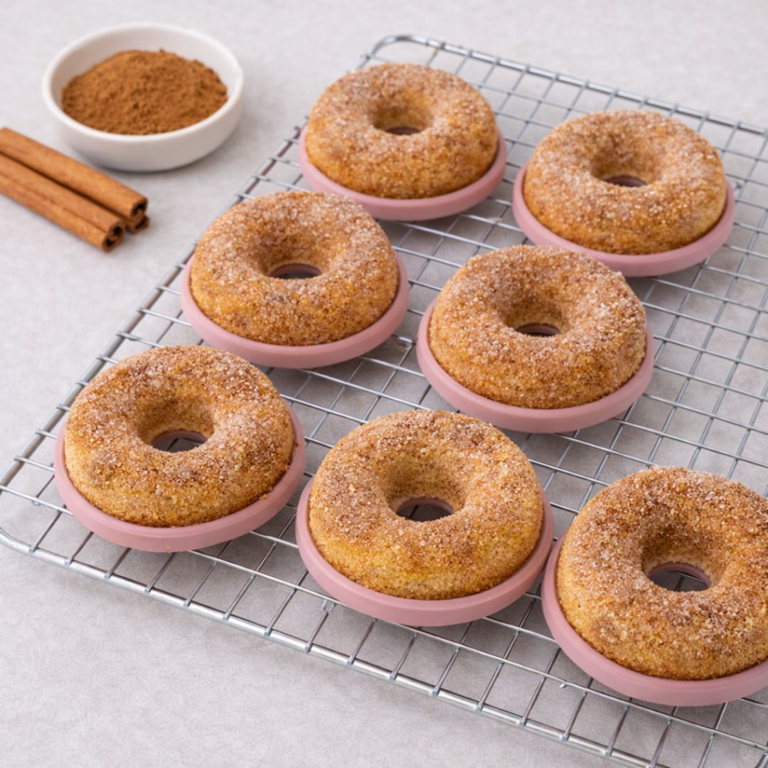 Keto cinnamon donuts
