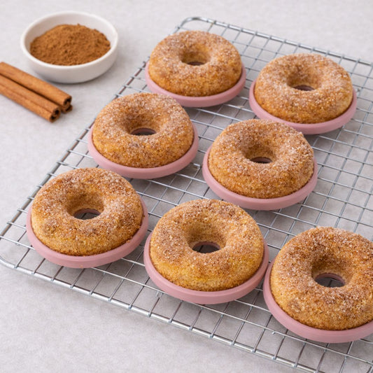 Keto cinnamon donuts